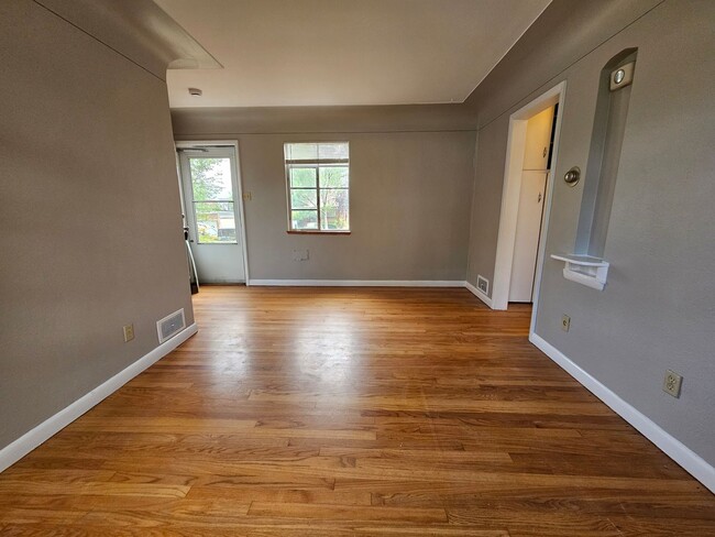 Photo - Berkeley/Highlands 1 Bed 1 Bath Duplex - Beautiful Hardwood Floors - Garage - Fenced Yard