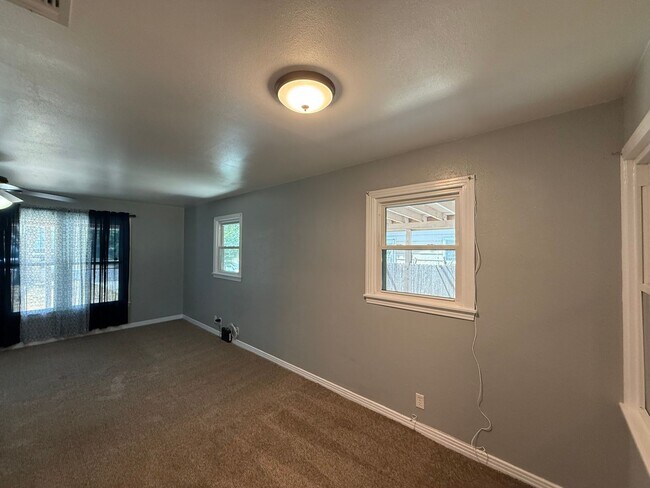 Photo - 1510 Parker St
