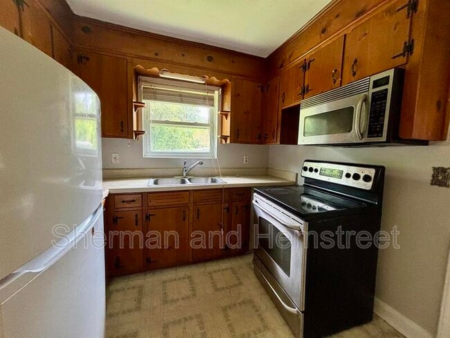 Photo - 2020 Garr Dr