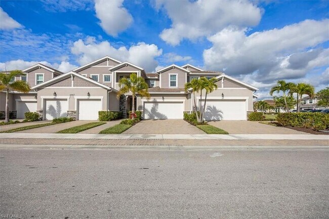 4687 Arboretum Cir