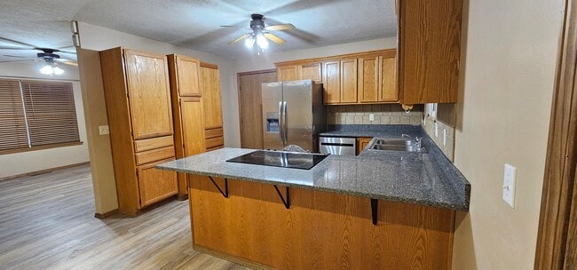 Photo - 8660 Brookside Cir