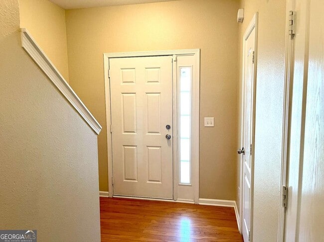 Photo - 6938 Rogers Point