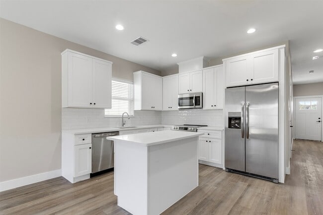 Photo - 3152 N Cleveland St