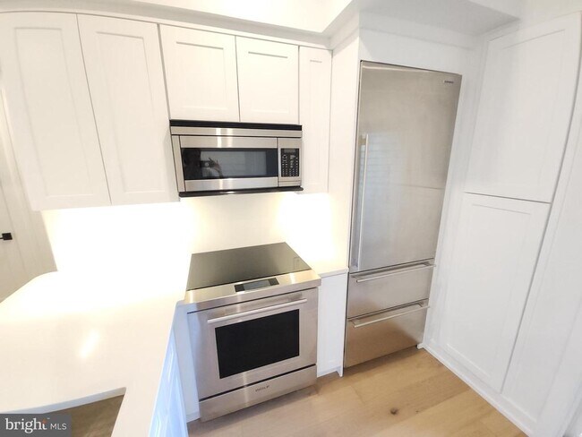 Photo - 8610 Evergreen Pl Unit 201
