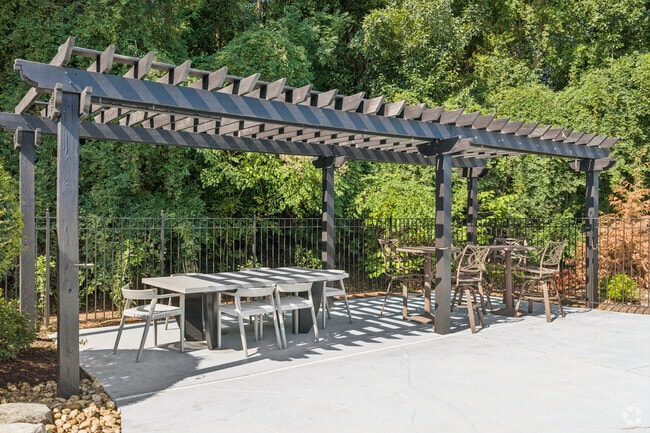 Cozy Poolside Cabanas