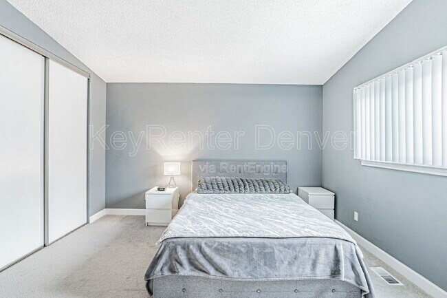 Photo - 18747 E Carmel Cir