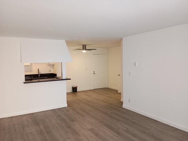 Hollywood Villa Apartments