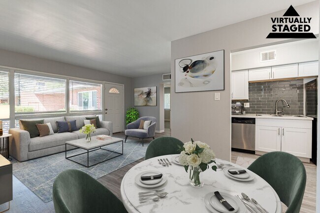 Photo - 301 Courtyard Living