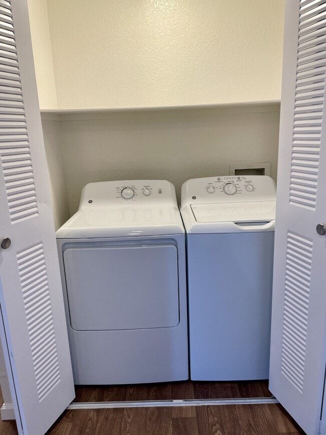 Silver Stream Apartments