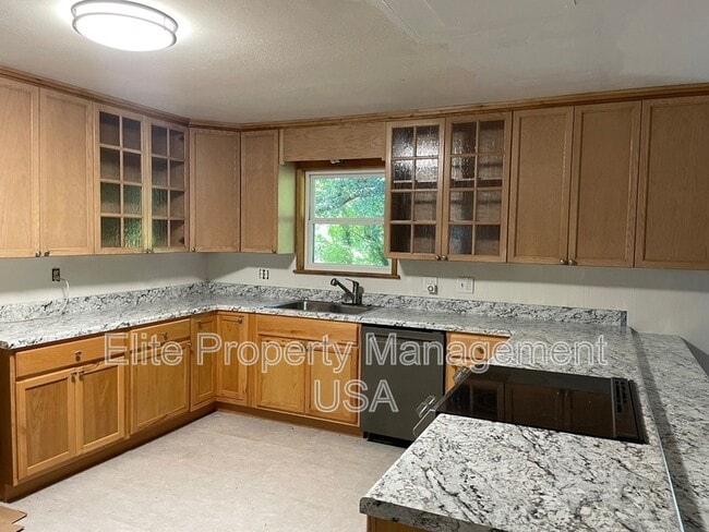 3742 Mountain View Rd