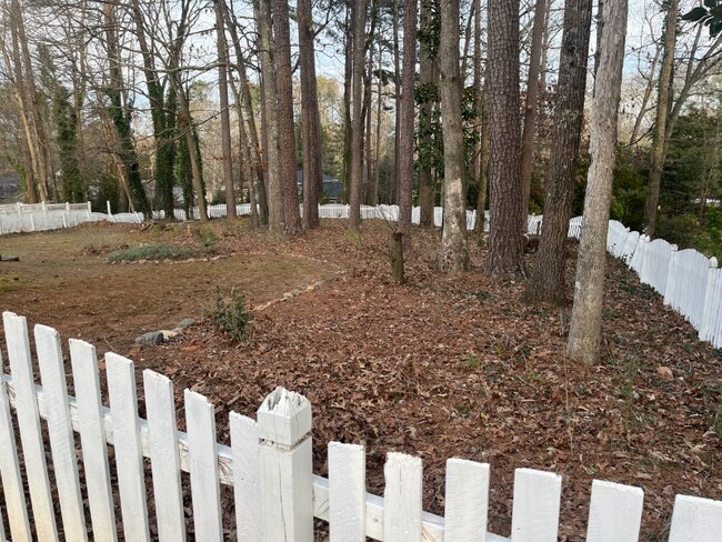 Photo - 210 Pinehurst Ln