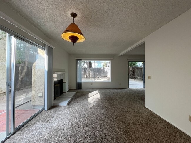 Photo - MOVE-IN READY Chatsworth 3+2.5 w/backyard,...