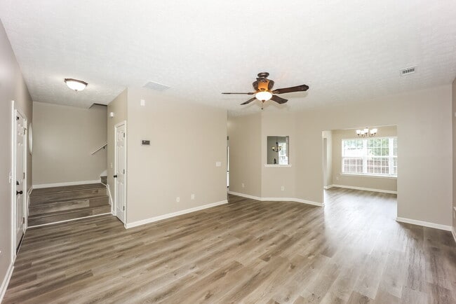 Photo - 317 Prescott Ct