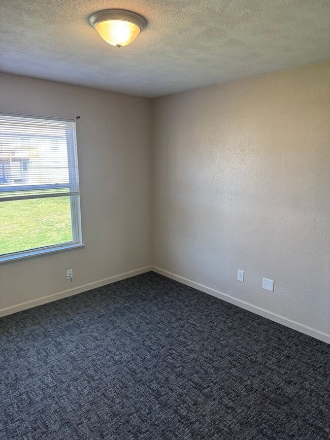 Photo - Collier Apts II Unit 5212 Collier Ct C