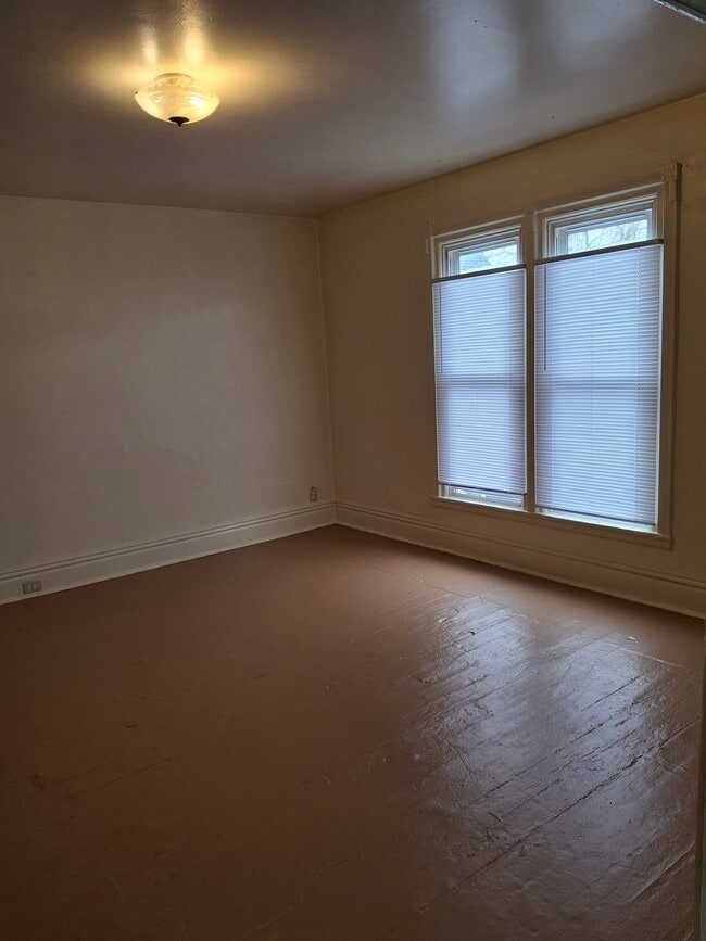 Photo - 822 Fulton St W Unit Apt. 2