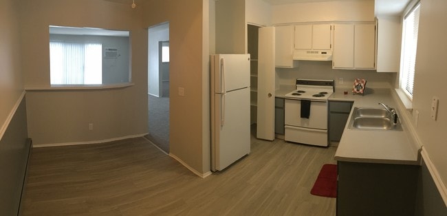 Photo - Willowbrook Apartments