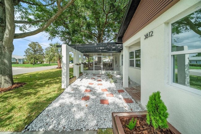Photo - 3812 W Rogers Ave