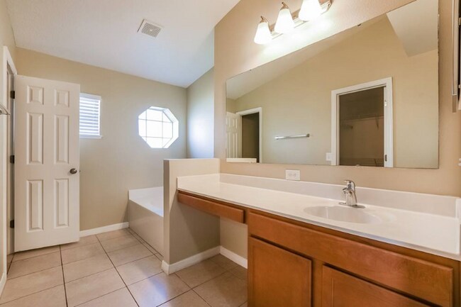 Photo - 2913 Ariel Ave