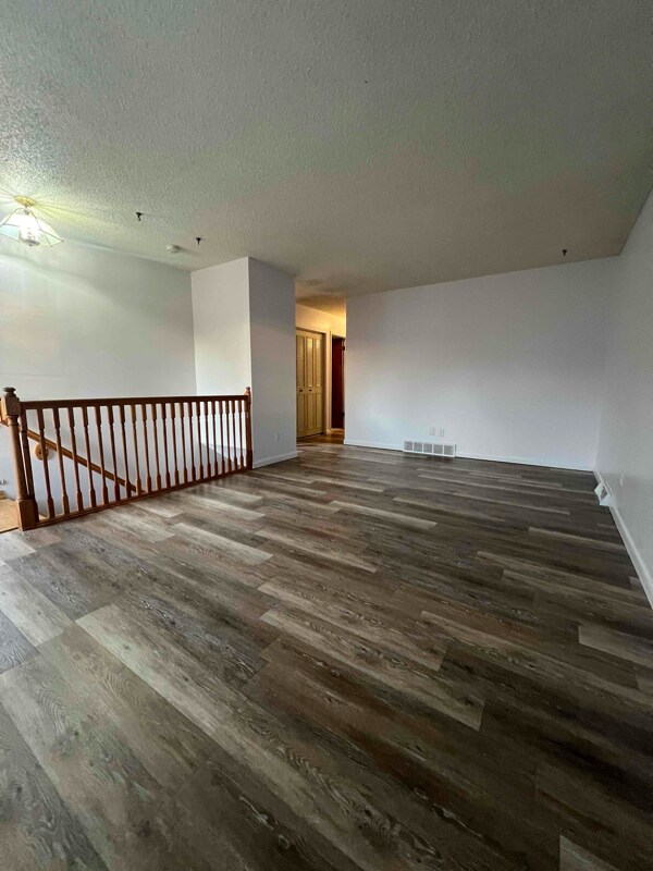 445 Cedar Ave House House Rental in Eaton, CO