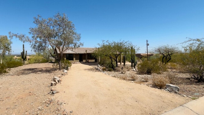Photo - 1750 W Pearce Rd