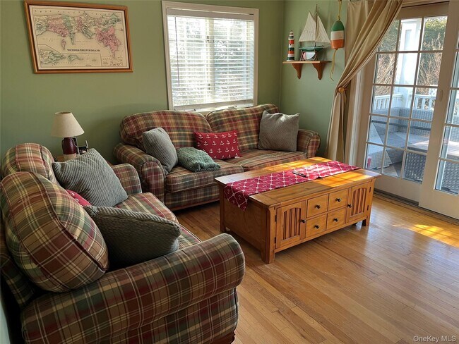 Photo - 270 N Sea Dr