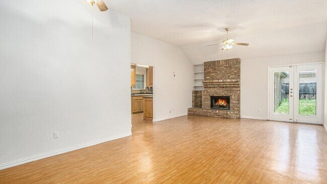 Photo - 6908 Bentley Ave