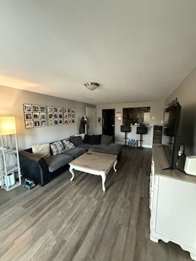 Building Photo - 1 Silvestri Cir Unit 15