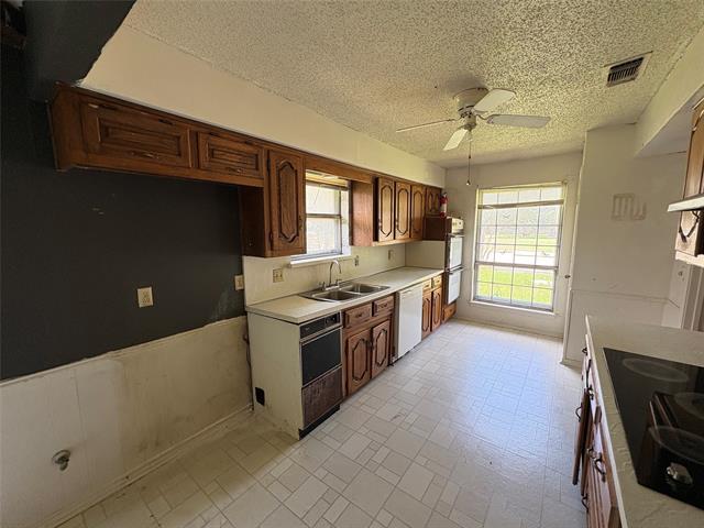 Photo - 2916 Robin Rd