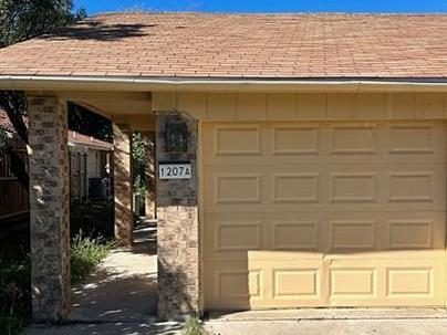 Photo - 1207 Wales Dr
