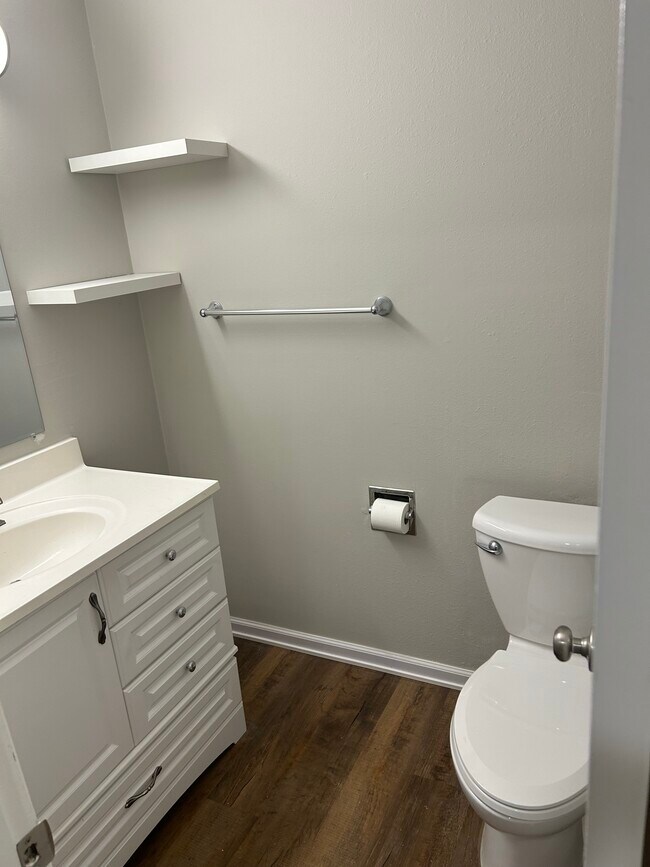 Photo - 2046 NW Hickory Ln Unidad 2046