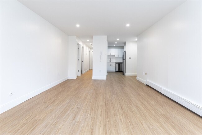 Photo - 109-111 Tremont St Unit 111