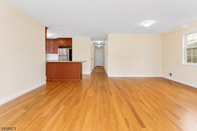 Photo - 453 Washington St Unit 3