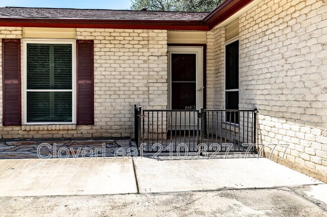 Photo - 8246 Phoenix Ave