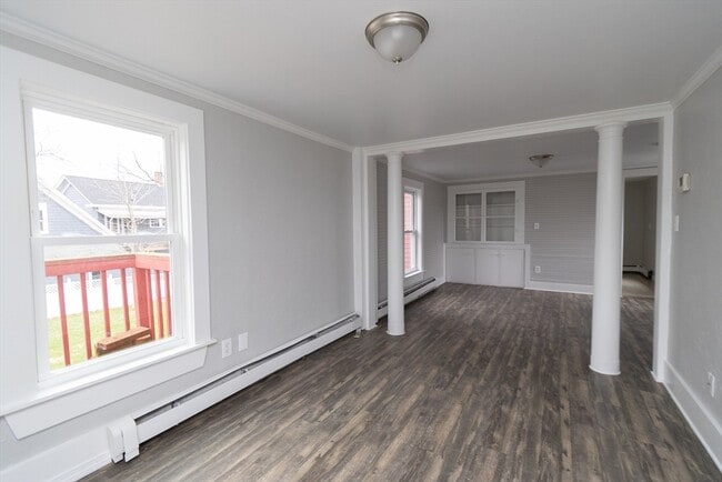 Photo - 7 Central St