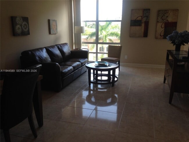 Photo - 210 172nd St Unit 523