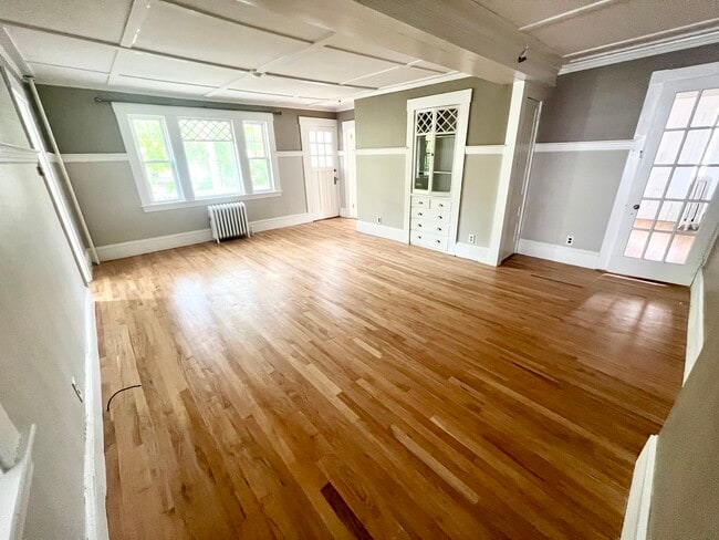 Building Photo - 189 Central Ave Unit 189A Central Avenue Rental