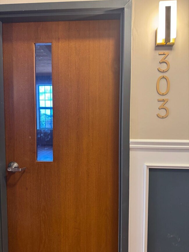 70 Webster St Unit 303