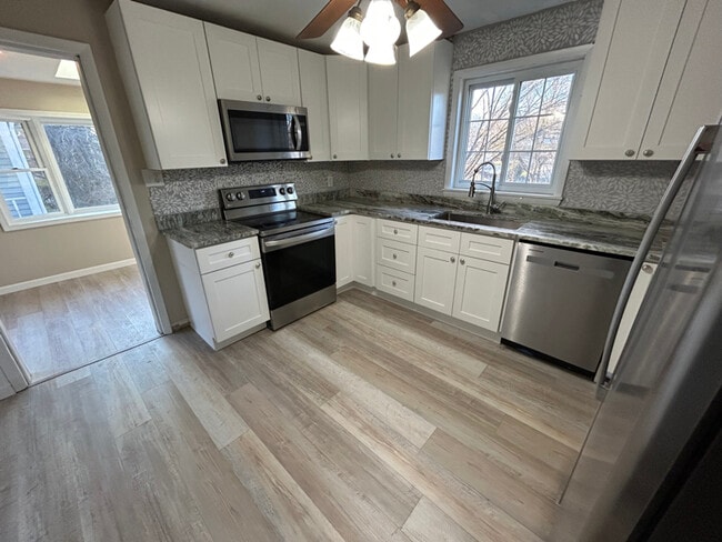 Photo - 78 Southview Rd