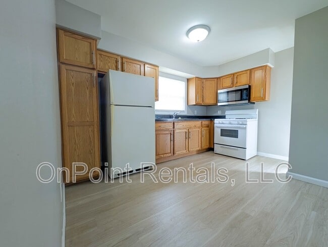 Photo - 34224 Stellwagen St