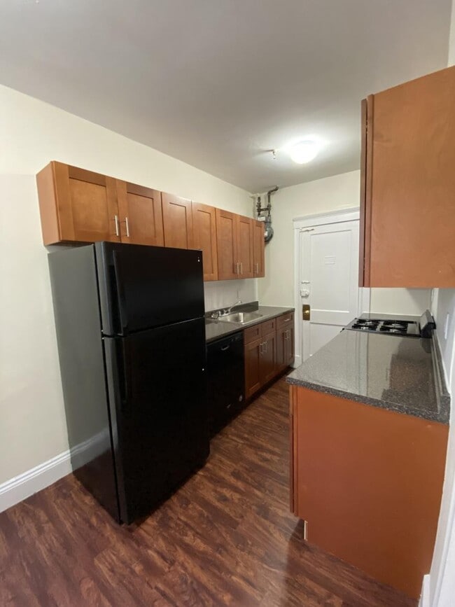 Building Photo - 1 bedroom in Boston MA 02215 Rental