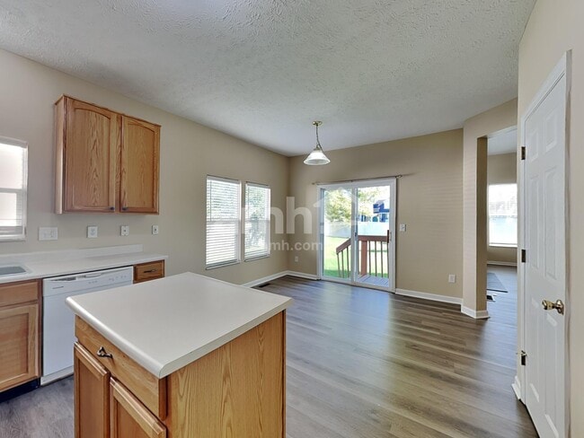 Photo - 46 Runkle Dr