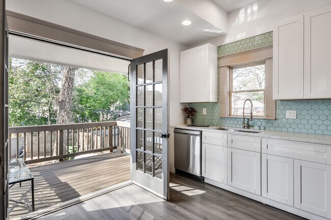 Photo - $400 Move In Special: Beautifully Updated Midtown Studio Apartment Walking Distance to Piedmont P...