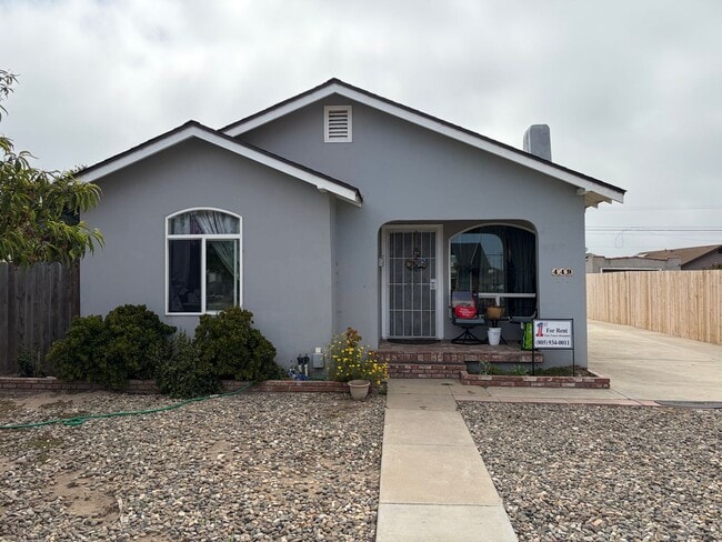 Building Photo - 449 Tognazzini Ave