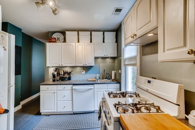 Photo - 1402 N Bell Ave Unidad 2