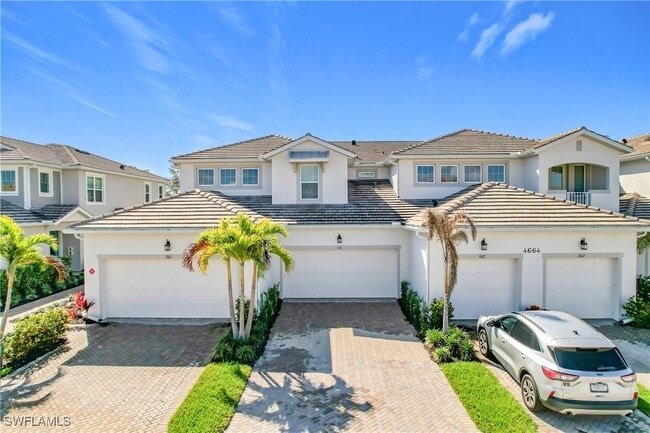 Building Photo - 4664 Arboretum Cir Unit 101