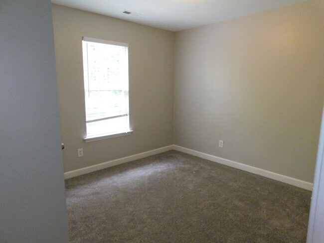 Photo - 3 bedroom 2.5 bath single family home