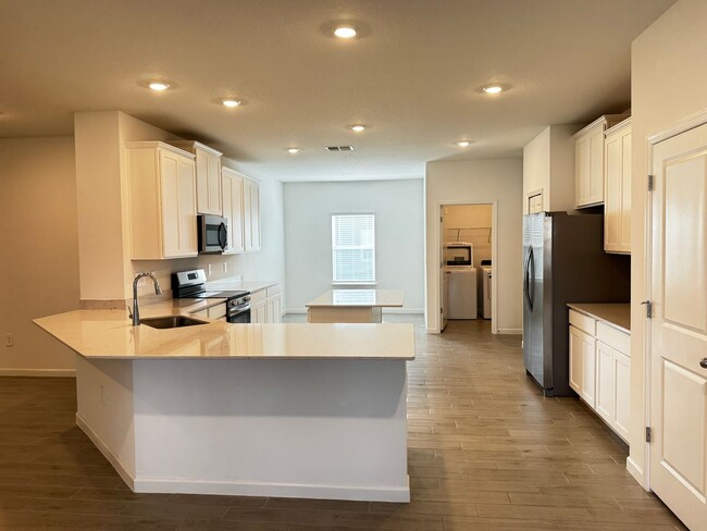 Photo - Gorgeous Grand Park North 4/3 with Garage
