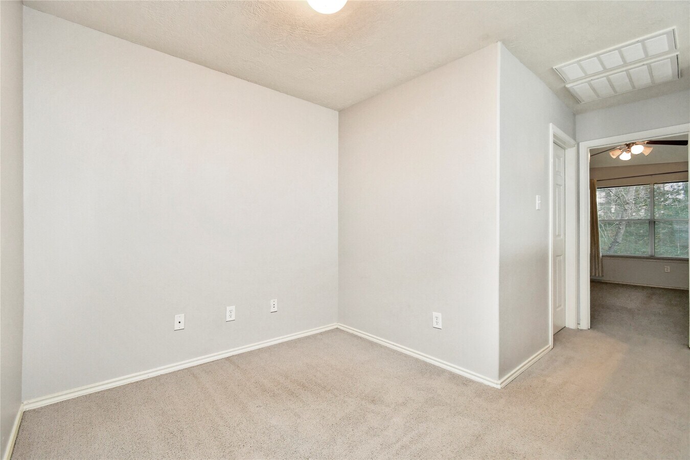 Photo - 62 E Stedhill Loop