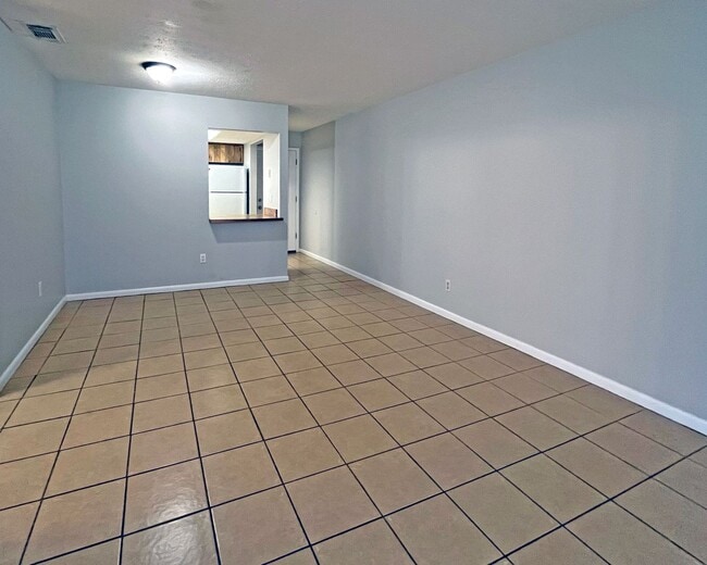 Photo - 9509 Fieldview Cir