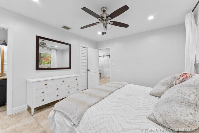 1257 NW 5th St